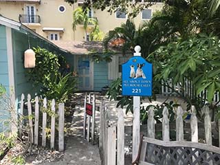 All-About-Town-Pet-House-Calls-Building-Front